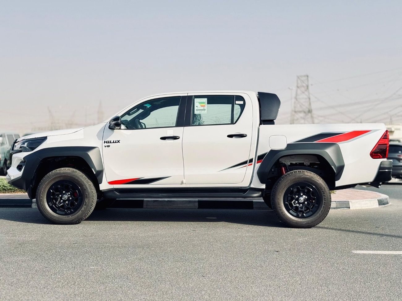تويوتا هيلوكس GR Sports 4.0L 4WD A/T 2025