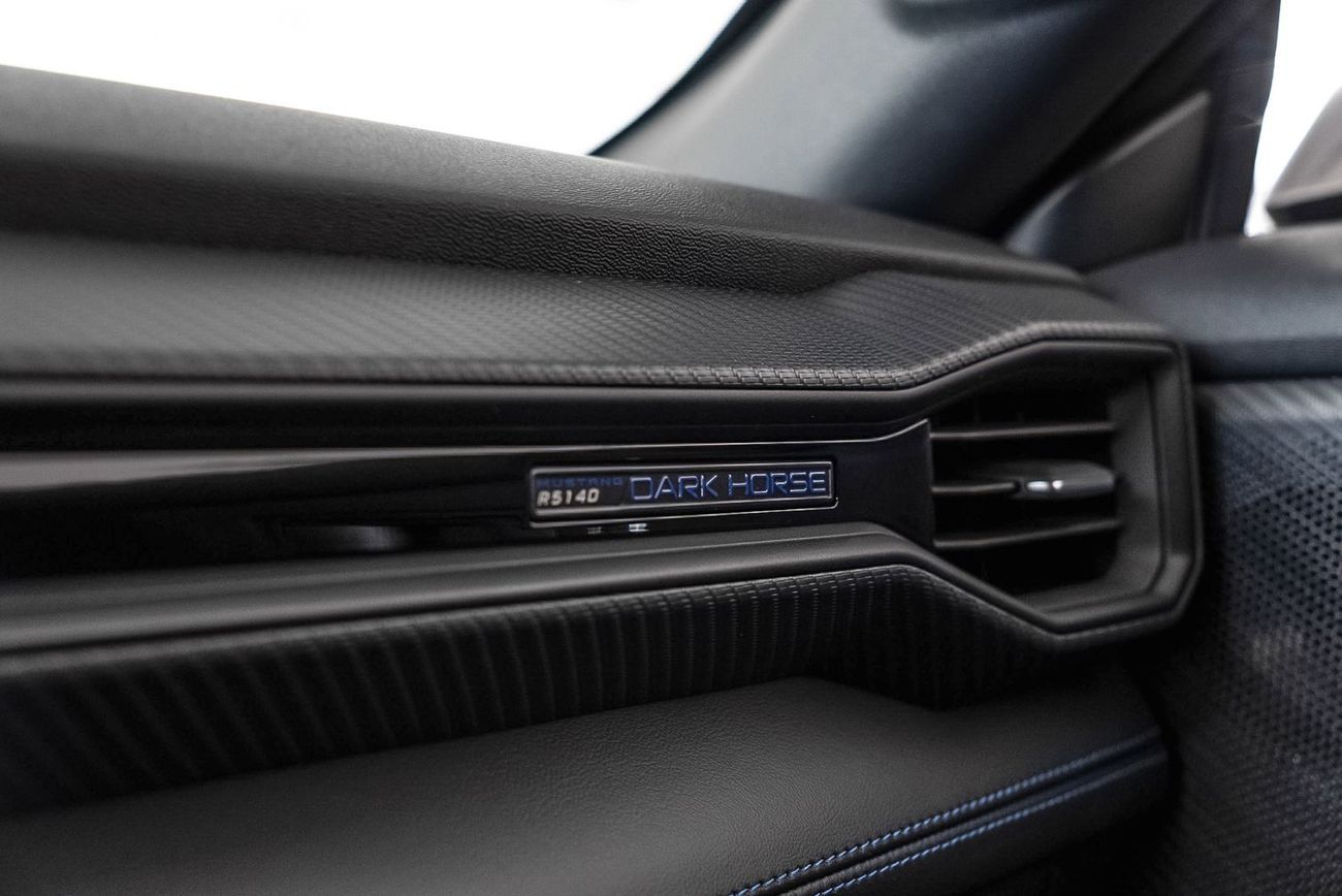 Ford Mustang DARK HORSE 5.0 (500HP) A/T