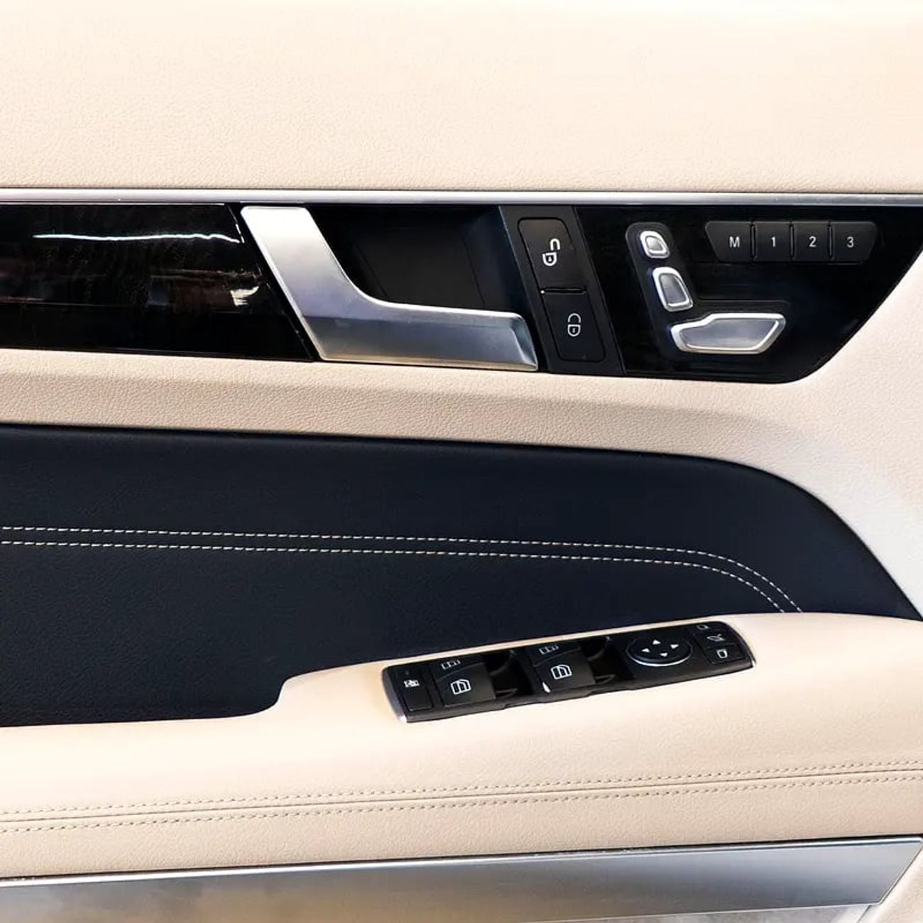 مرسيدس بنز E 250 45,950 • Mercedes E250 • 1 Year Warranty