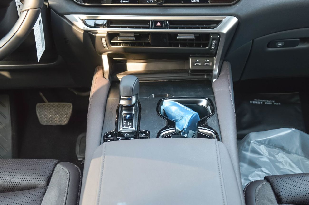 لكزس RX 350 LEXUS RX350 SIGNET 2.4L AWD SUV 2025