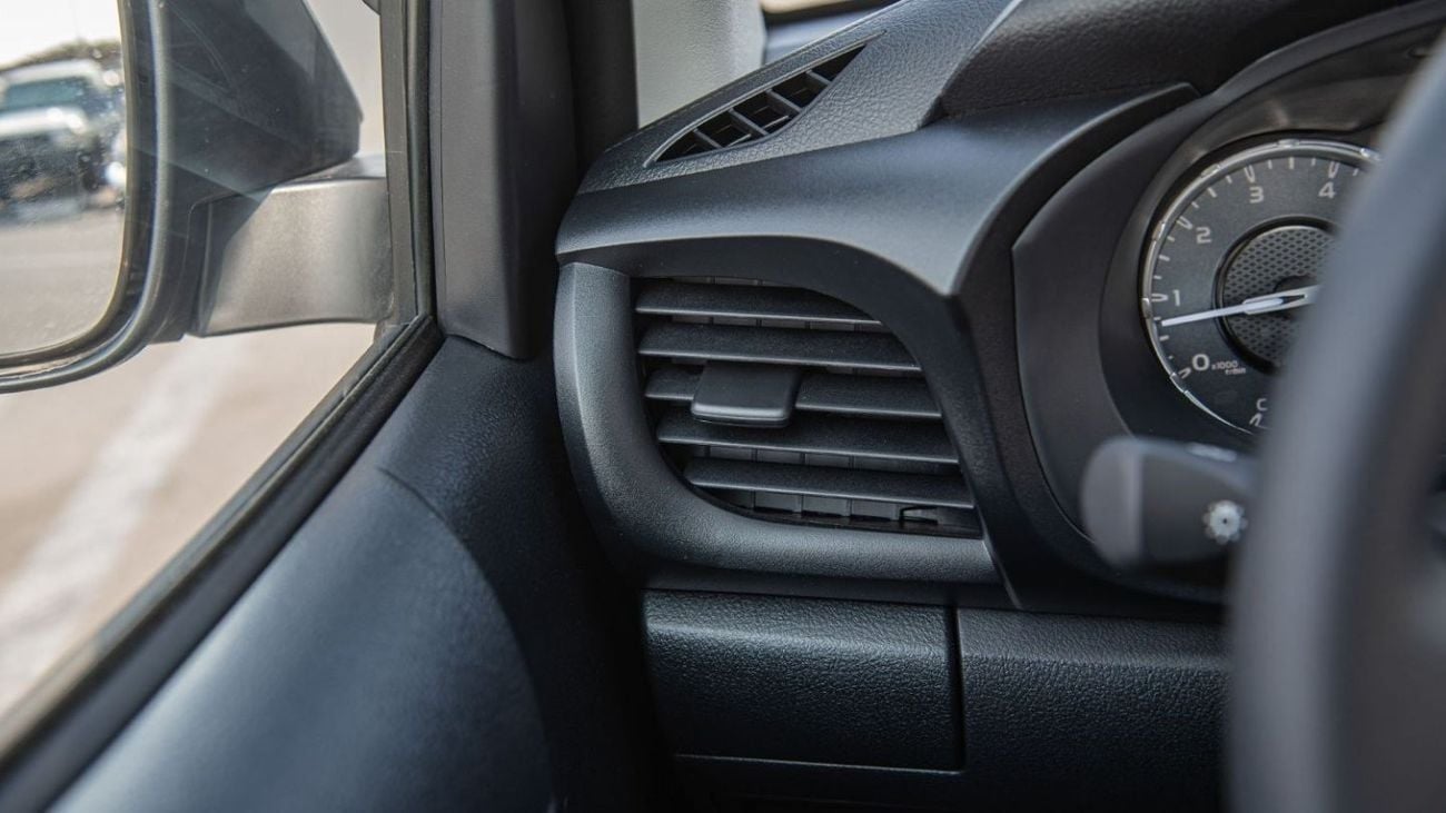 تويوتا هيلوكس SGLX HILUX 2.4L AT