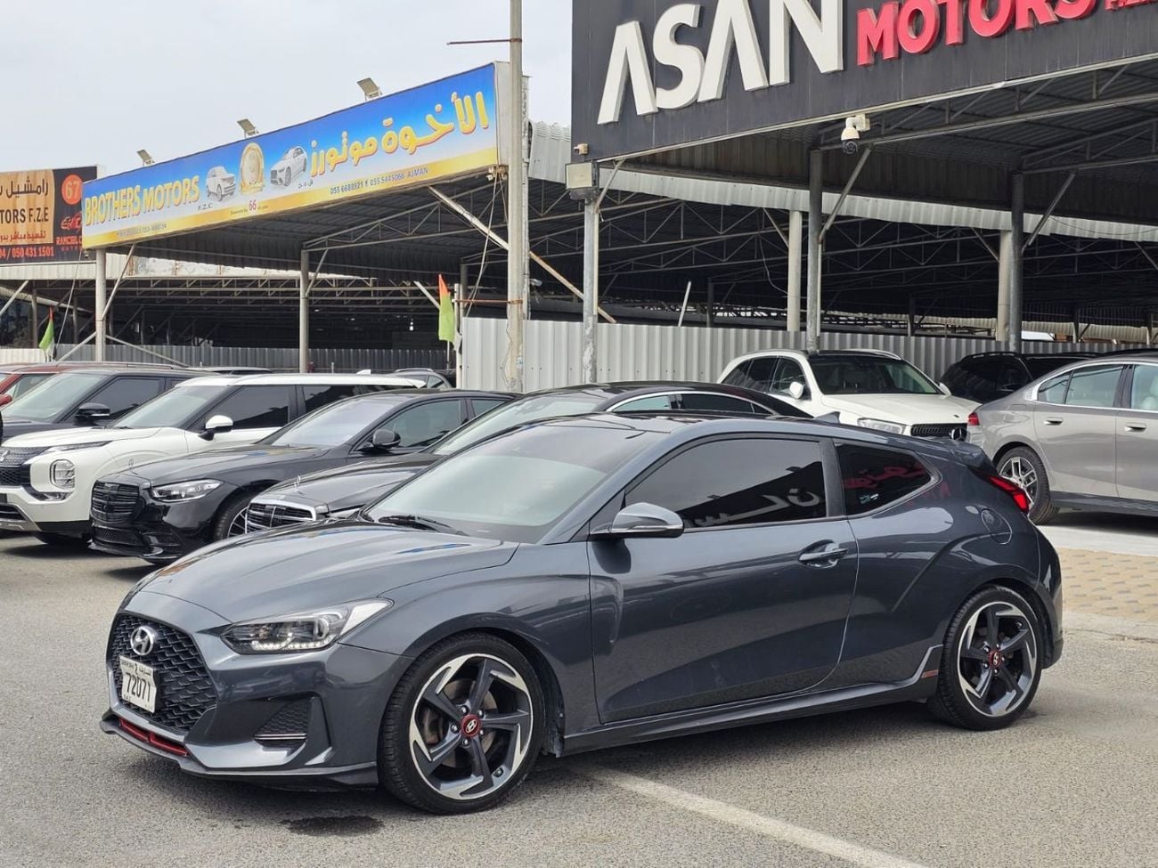 Hyundai Veloster Turbo GDI Turbo 1.6L
