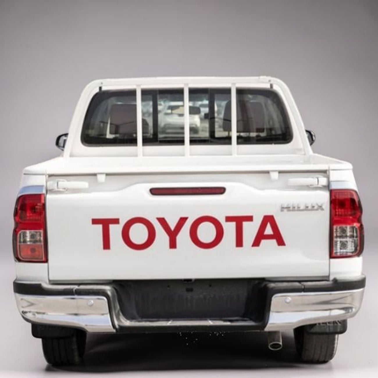 Toyota Hilux GLX HILUX 2.7 DC A/T 4X2, 2025 WHITE INSIDE MAROON