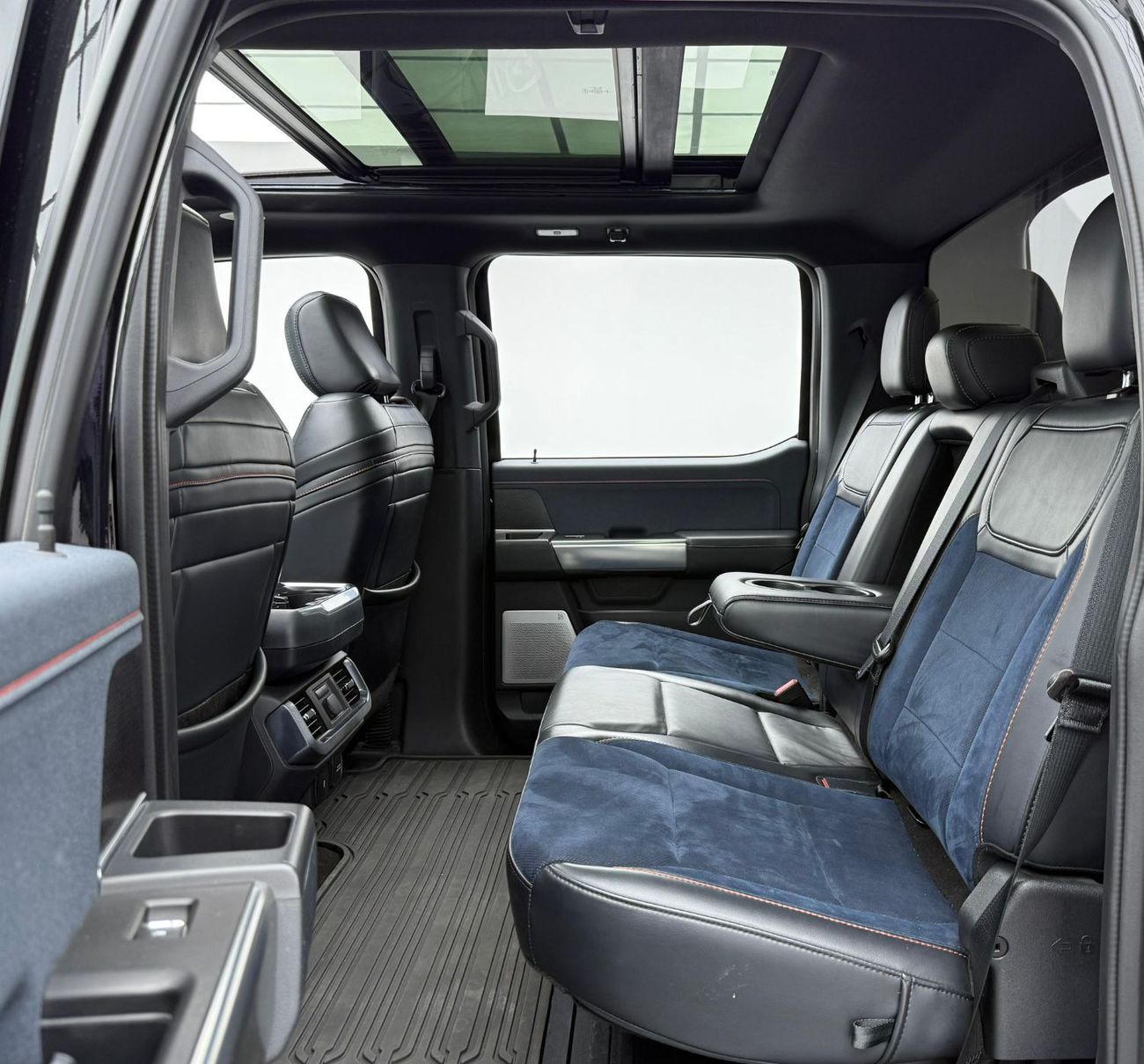 فورد إف-150 رابتور 2022 Ford F-150 Raptor 37,Full PPF,2027-Agency Warranty+Service Contract, Agency FSH,GCC