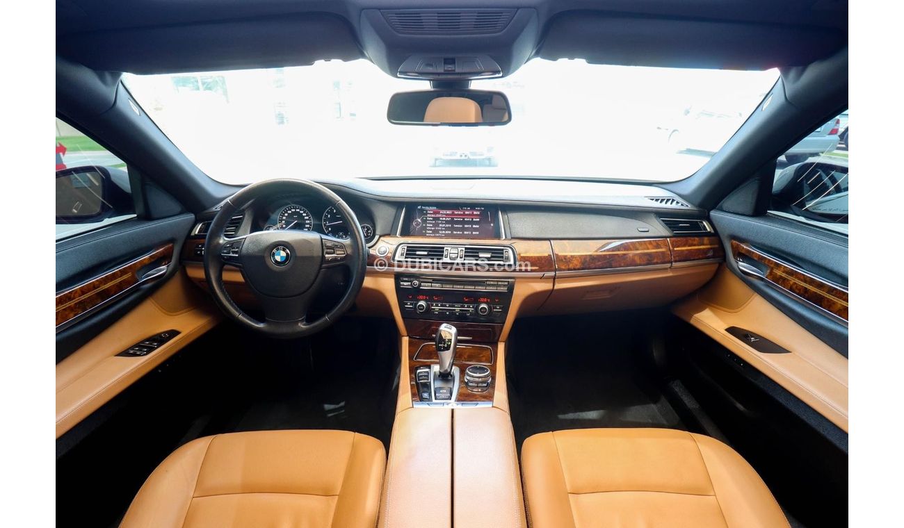 BMW 730Li F02
