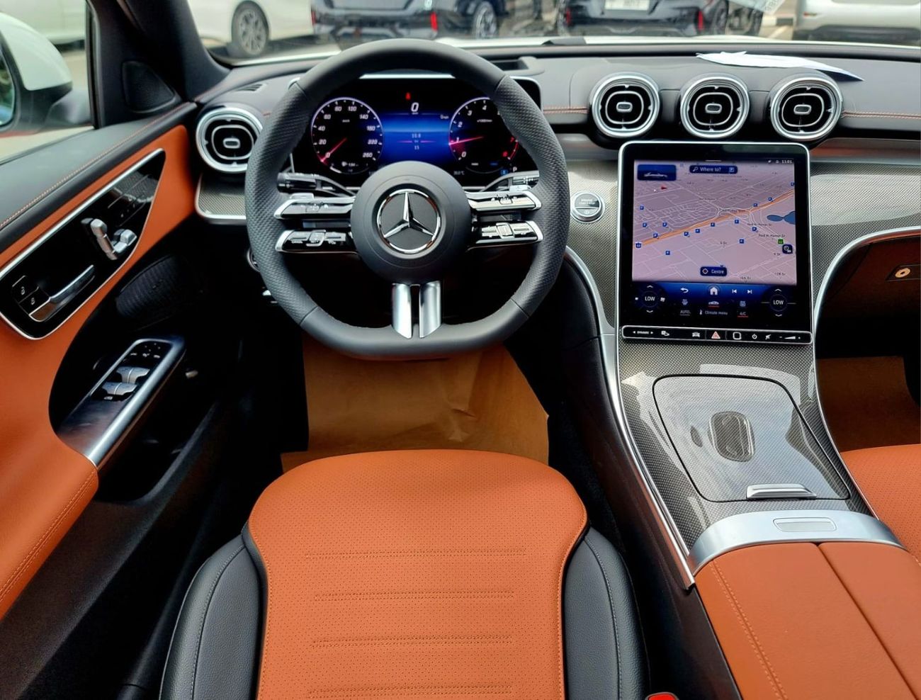 مرسيدس بنز C 200 AMG 5 Years Warranty 2024 GCC