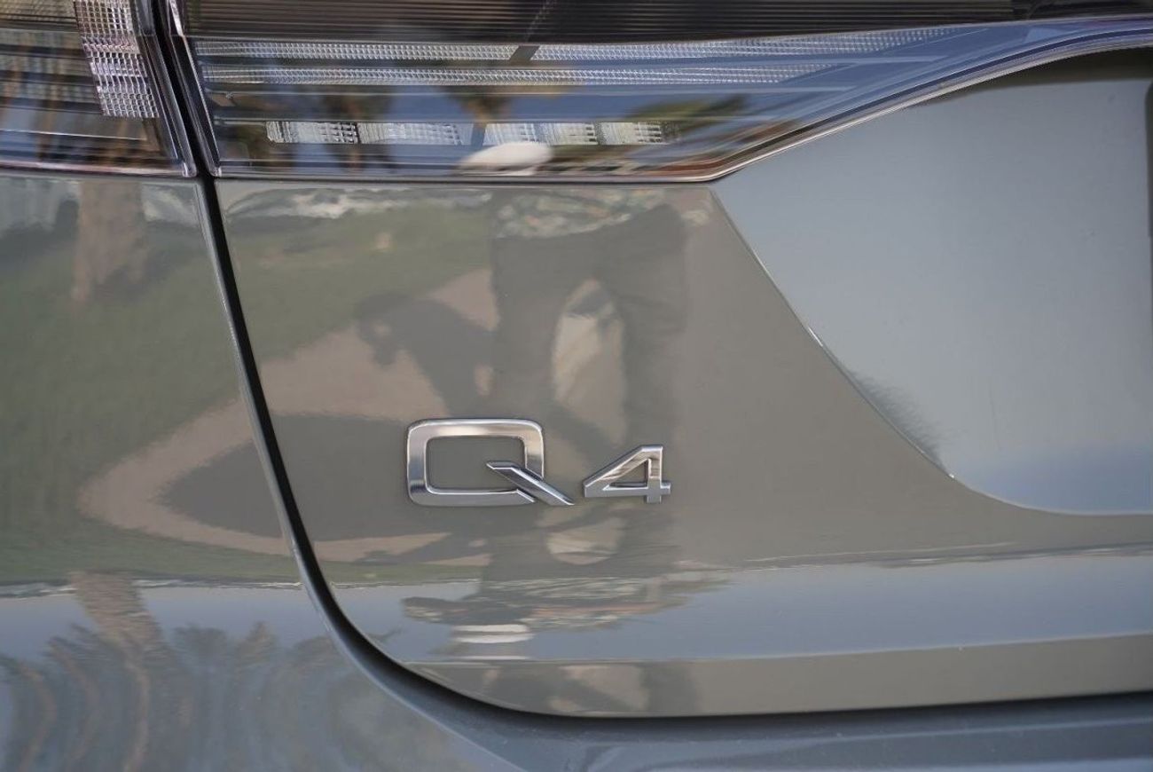 Audi Q4 2024 Audi Q4 40 e-tron SUV RWD 0Km