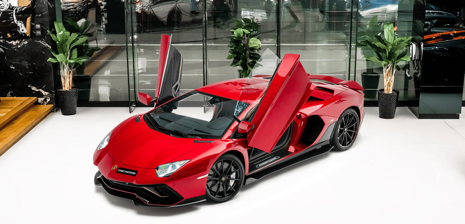 Lamborghini Aventador 6.5L V-12 Naturally Aspirated Engine 2022
