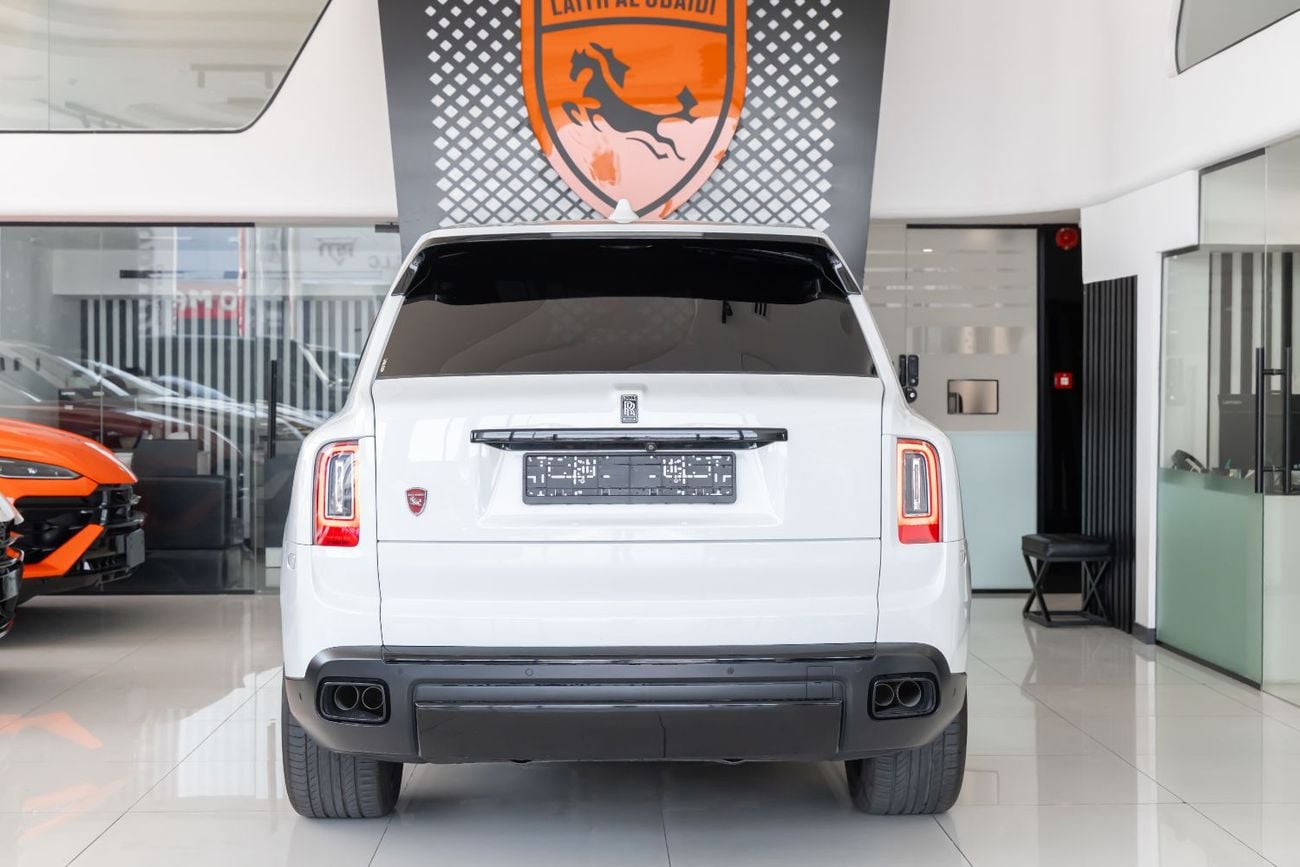 رولز رويس كولينان Rolls-Royce Cullinan | Black Badge Kit | Carbon Fiber Interior | Bespoke Premium Sound System | 2020