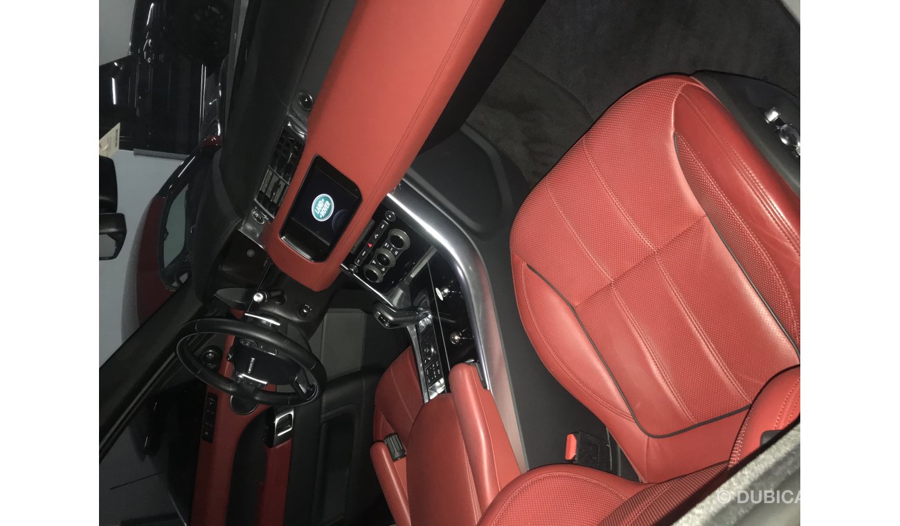 لاند روفر رانج روفر سبورت سوبرتشارج Red leather trim interior with front seats massage and ventilation pack