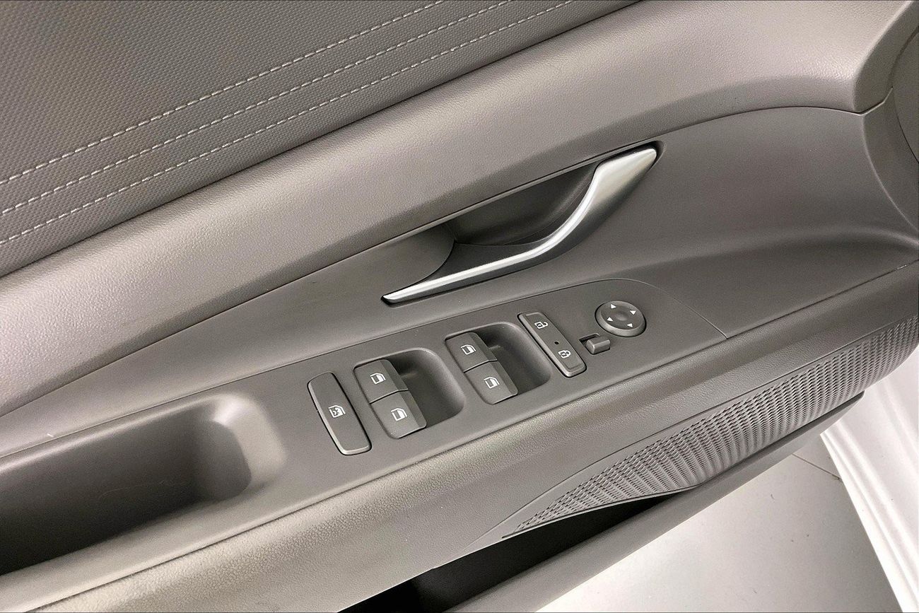 Toyota Yaris SE / E | 1 year free warranty | 0 Down Payment