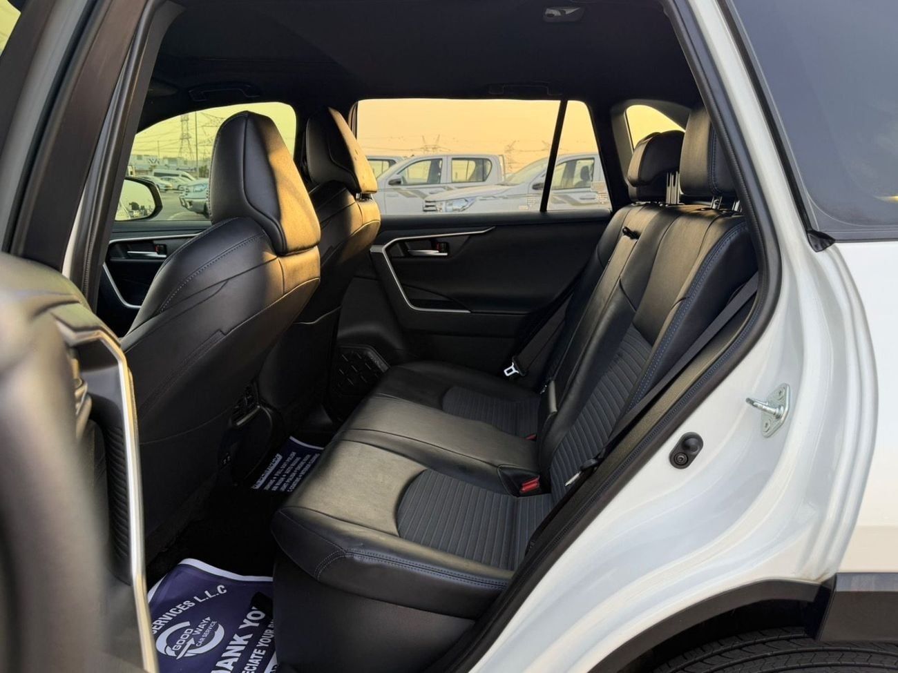 تويوتا راف ٤ 2019 TOYOTA RAV4 XSE Hybrid 4x4 2.5L