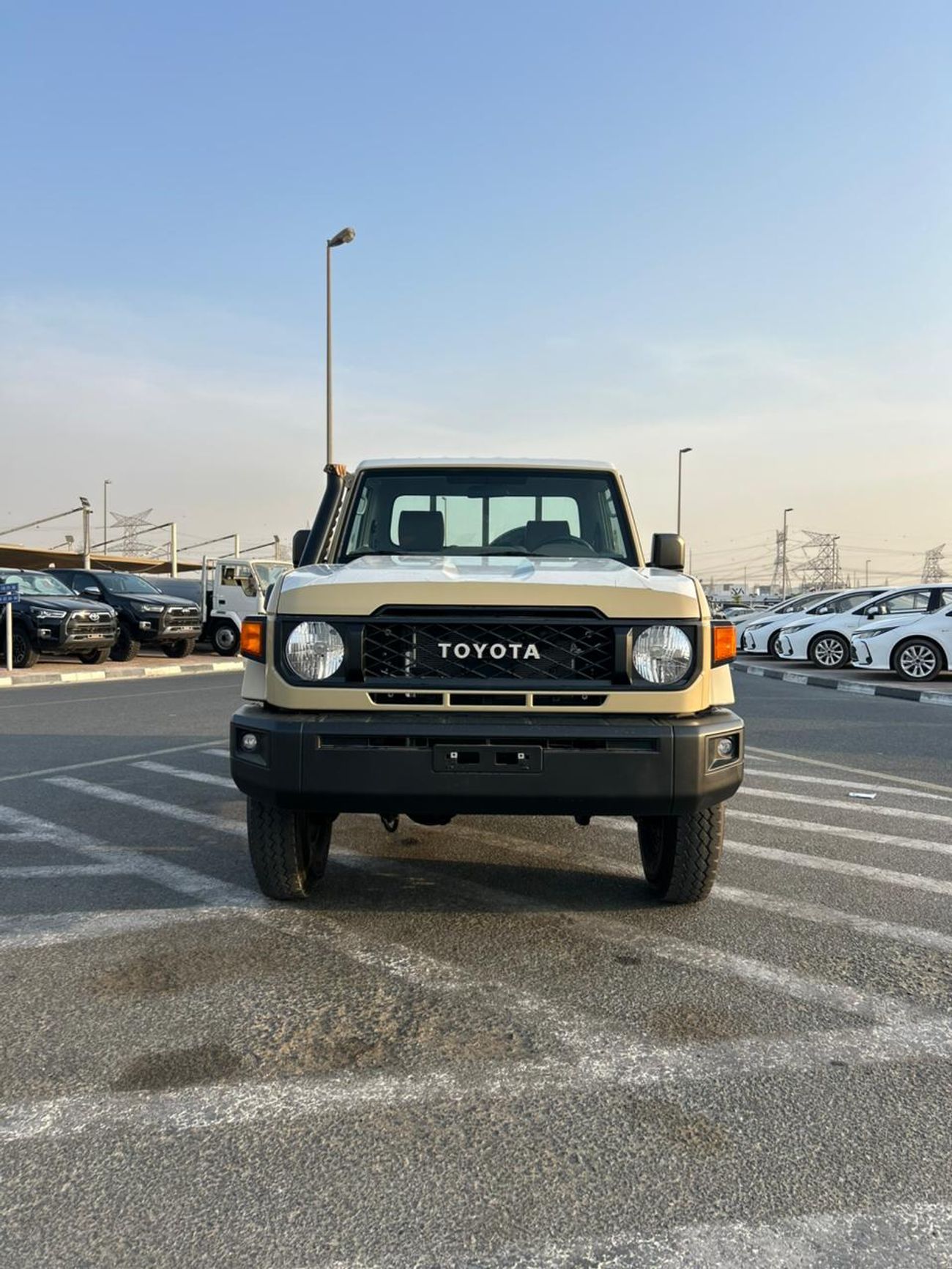 Toyota Land Cruiser Pick Up Std 4.0L Single Cab Utility 4WD