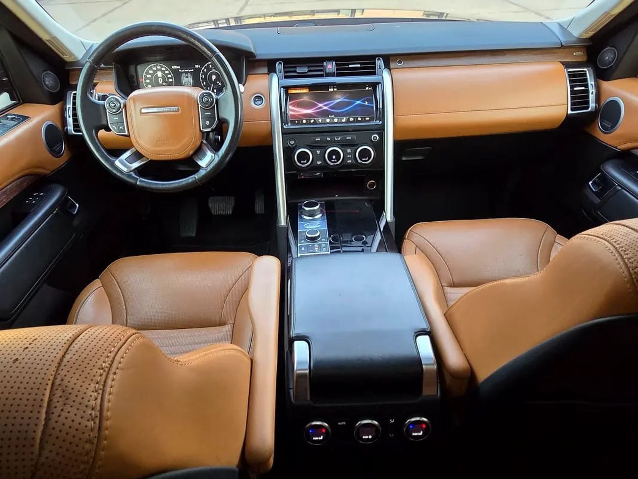 Land Rover Discovery HSE - European Specs - GCC Stock