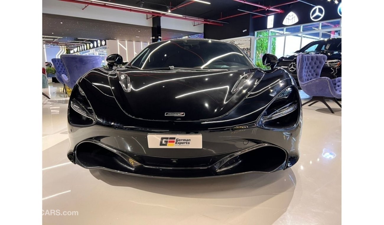 مكلارين 720S 1 YEAR WARRANTY AND SERVICE UNLIMITED MILEAGE