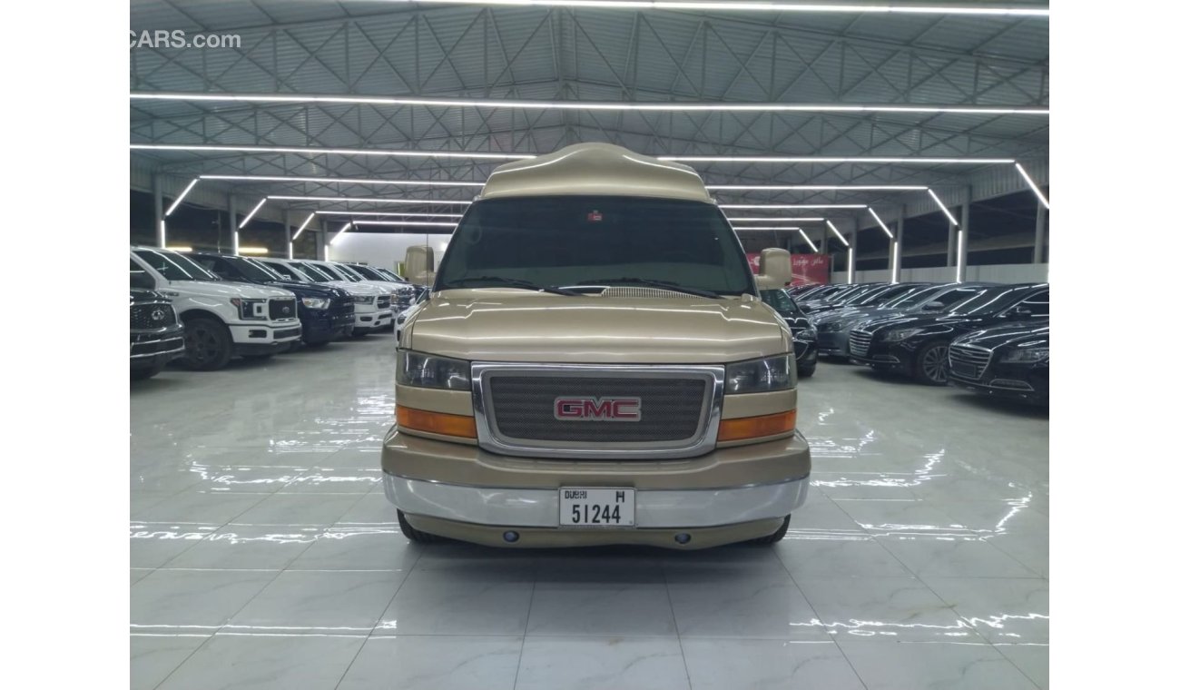 GMC Savana
