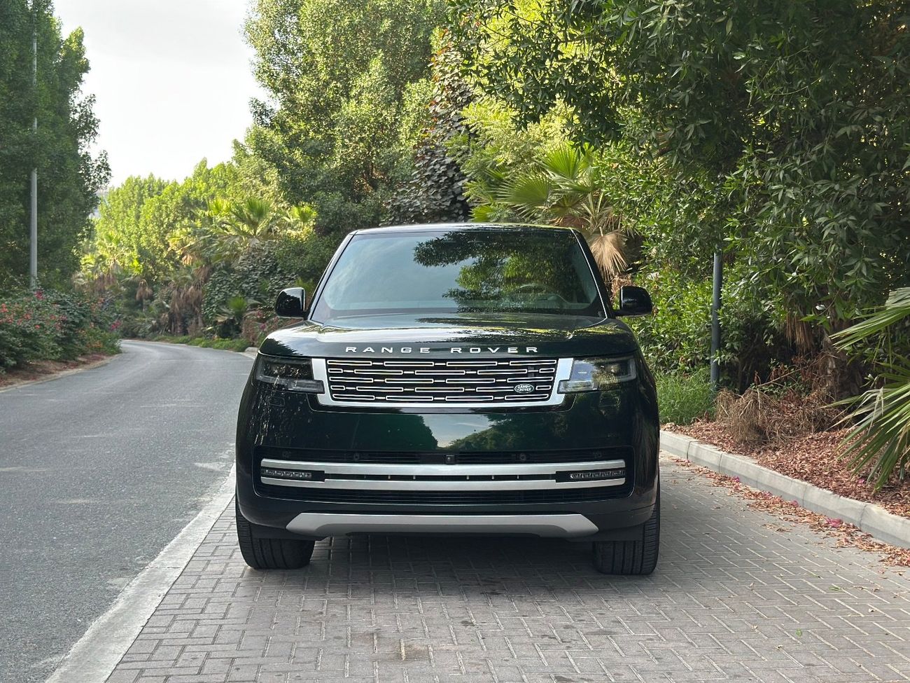 Land Rover Range Rover 2024 | Vogue P350 Autobiography | Diesel | 3.0L V6 | 345 HP | EU Specs | Full Option | 16K KM | Perf