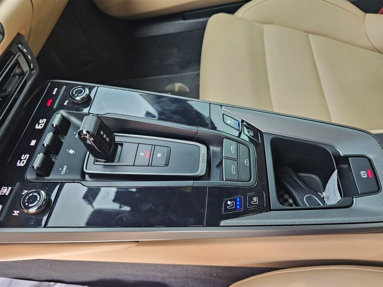 بورش 911 Carrera 3.0L (380 HP) Convertible