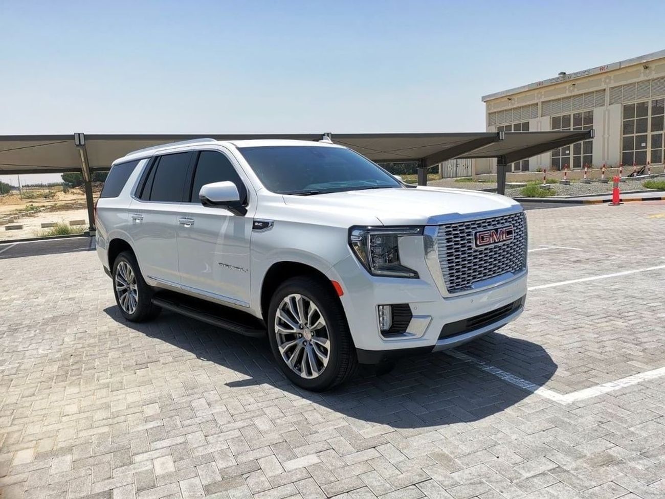 GMC Yukon GMC Denali - 2021 - White