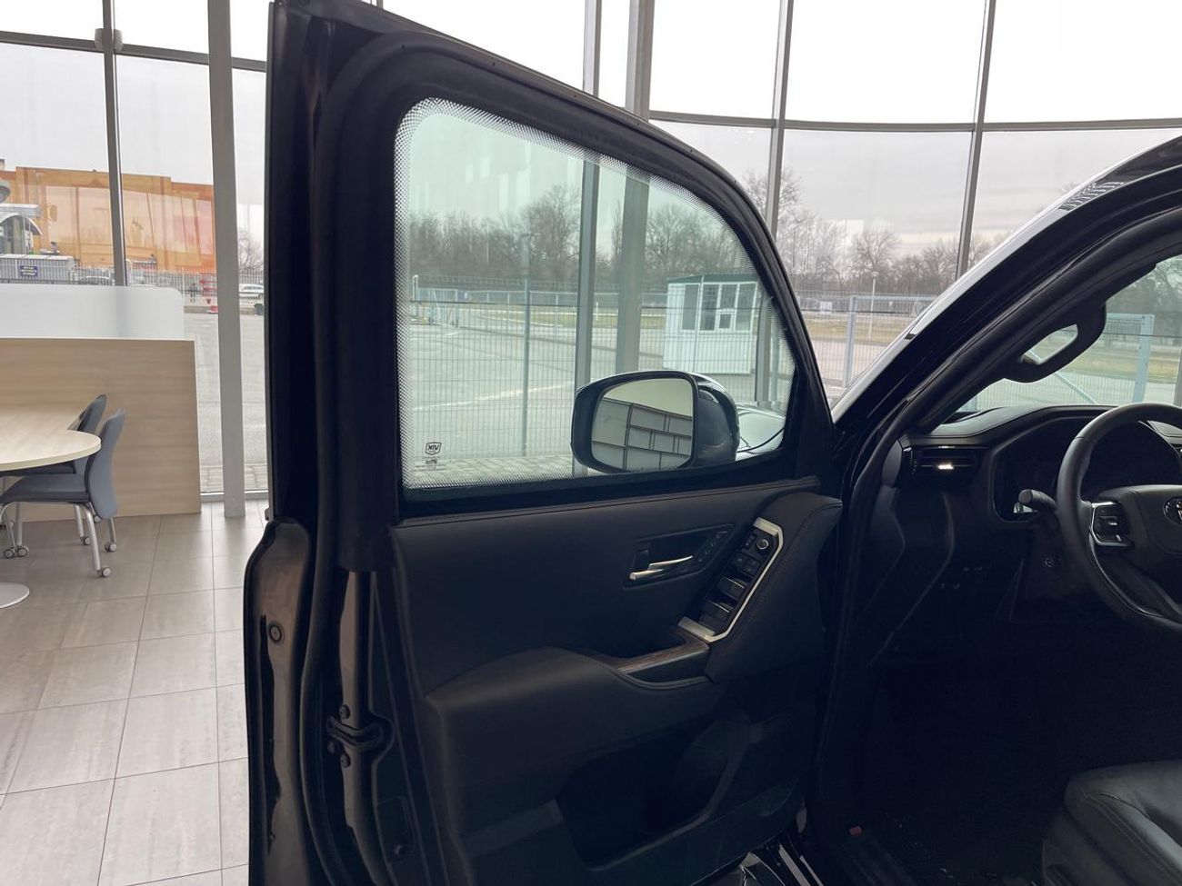 Toyota Land Cruiser Toyota Land Cruiser 300(B7+)- Armored vehicle