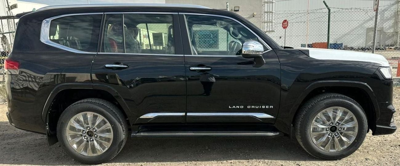 Toyota Land Cruiser Toyota Land Cruiser VXR 3.5L PETROL | Radar | HUD | Top Variant | Modeslista Body Kit