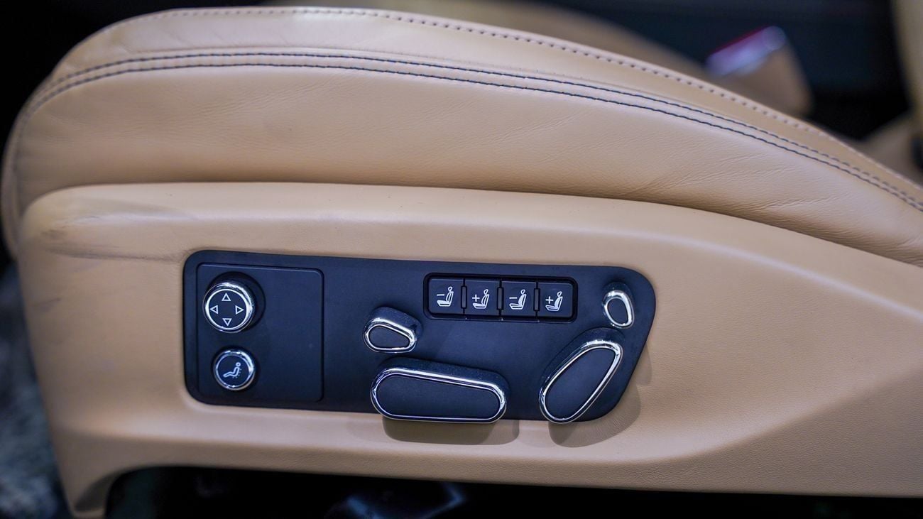 بنتلي كونتيننتال جي تي 4.0T V8