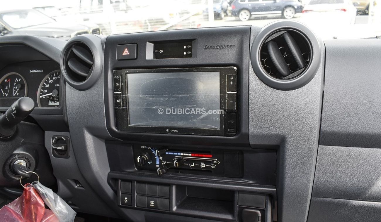 Toyota Land Cruiser 70 4.0L V6 Petrol