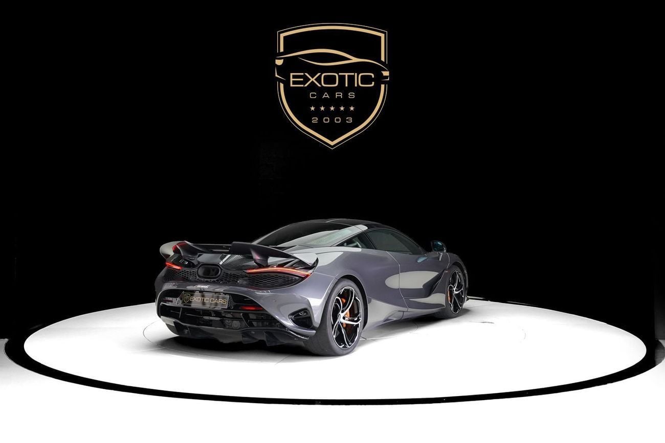 McLaren 750S COUPE
