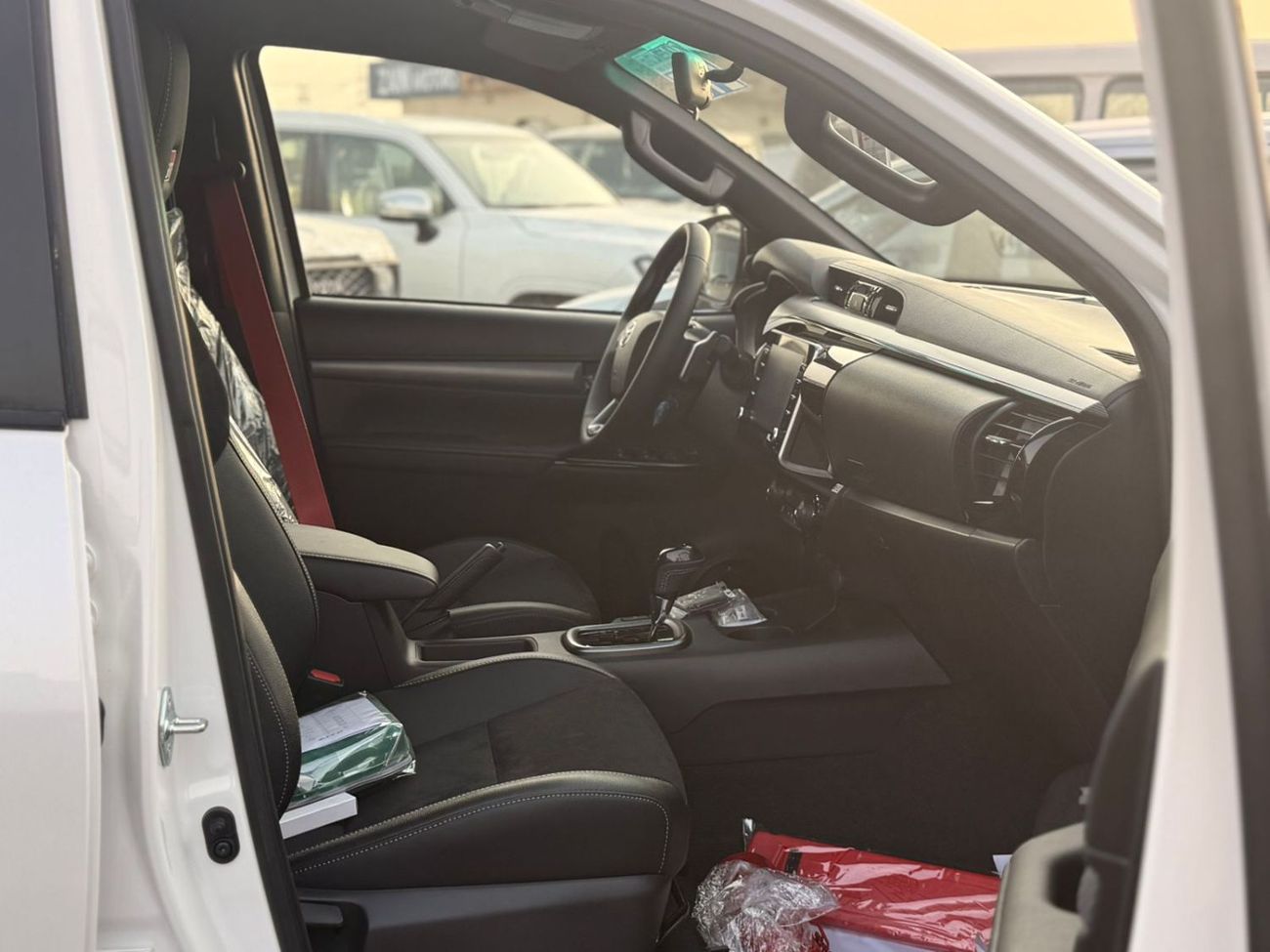 تويوتا هيلوكس Toyota hilux 4.0 GR 2025