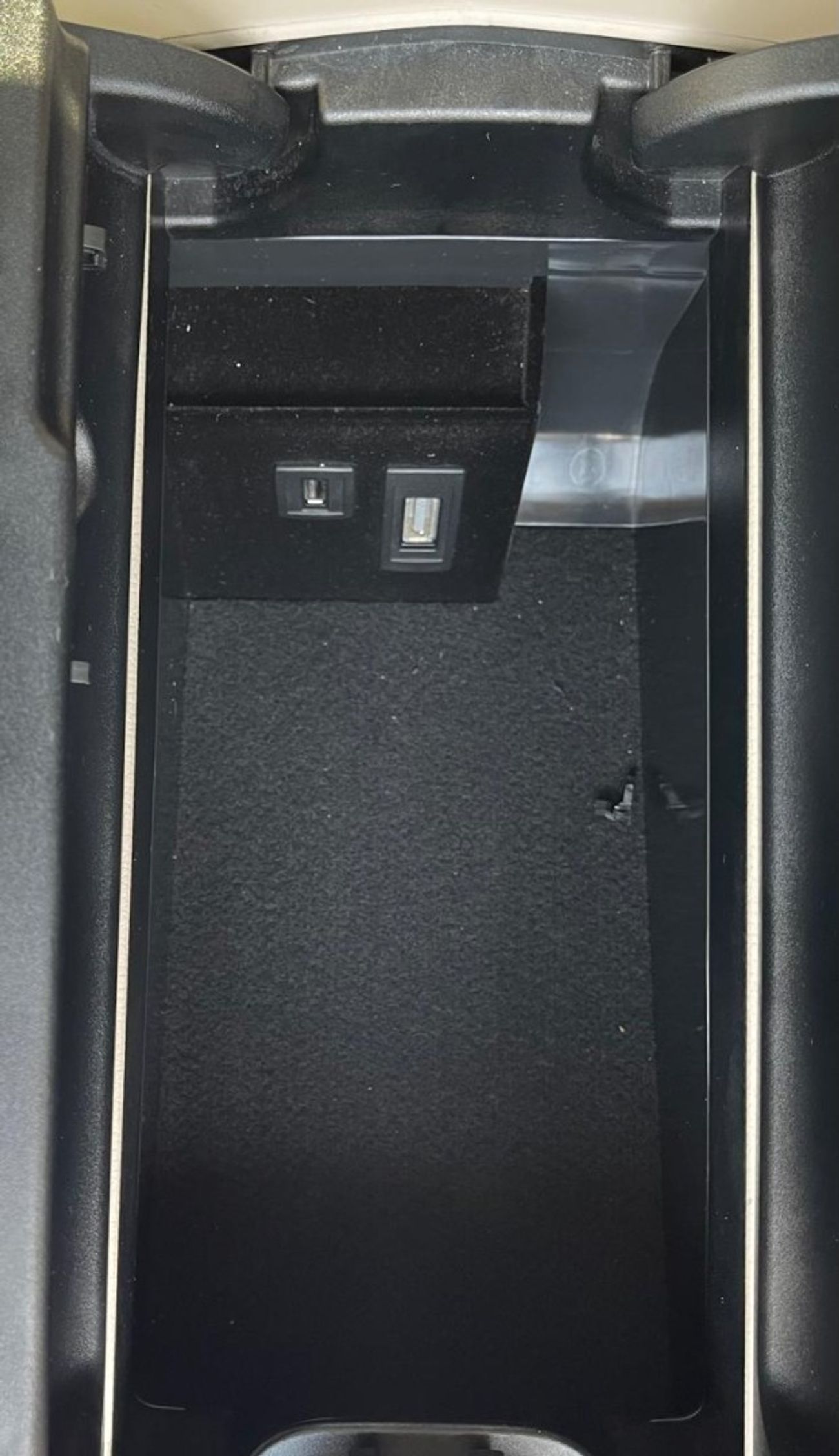 Mercedes-Benz E200 AMG Original paint 2014 GCC