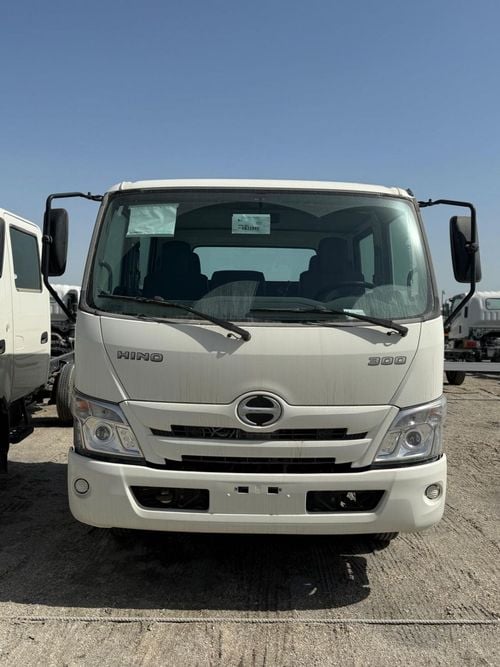 Hino 300  Hino 300 Series 714 Double Cab Chassis Truck
