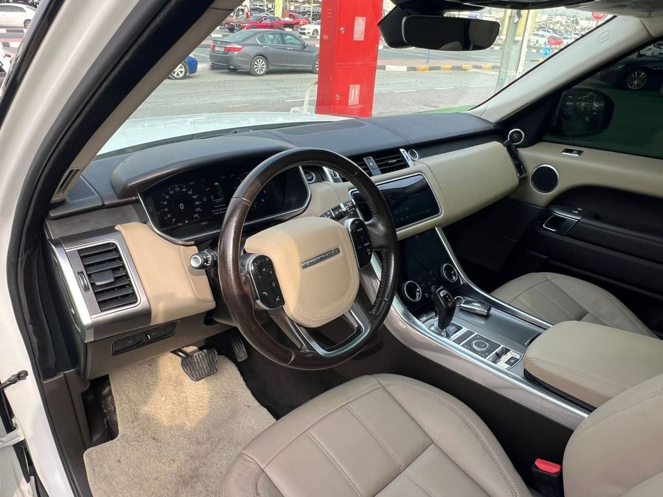 Land Rover Range Rover Sport HSE DYNAMIC HSE 3.0L (335 HP) RANGE ROVER 2018 SPORT SUPER CHARGED 3.0L (335 HP)/V6