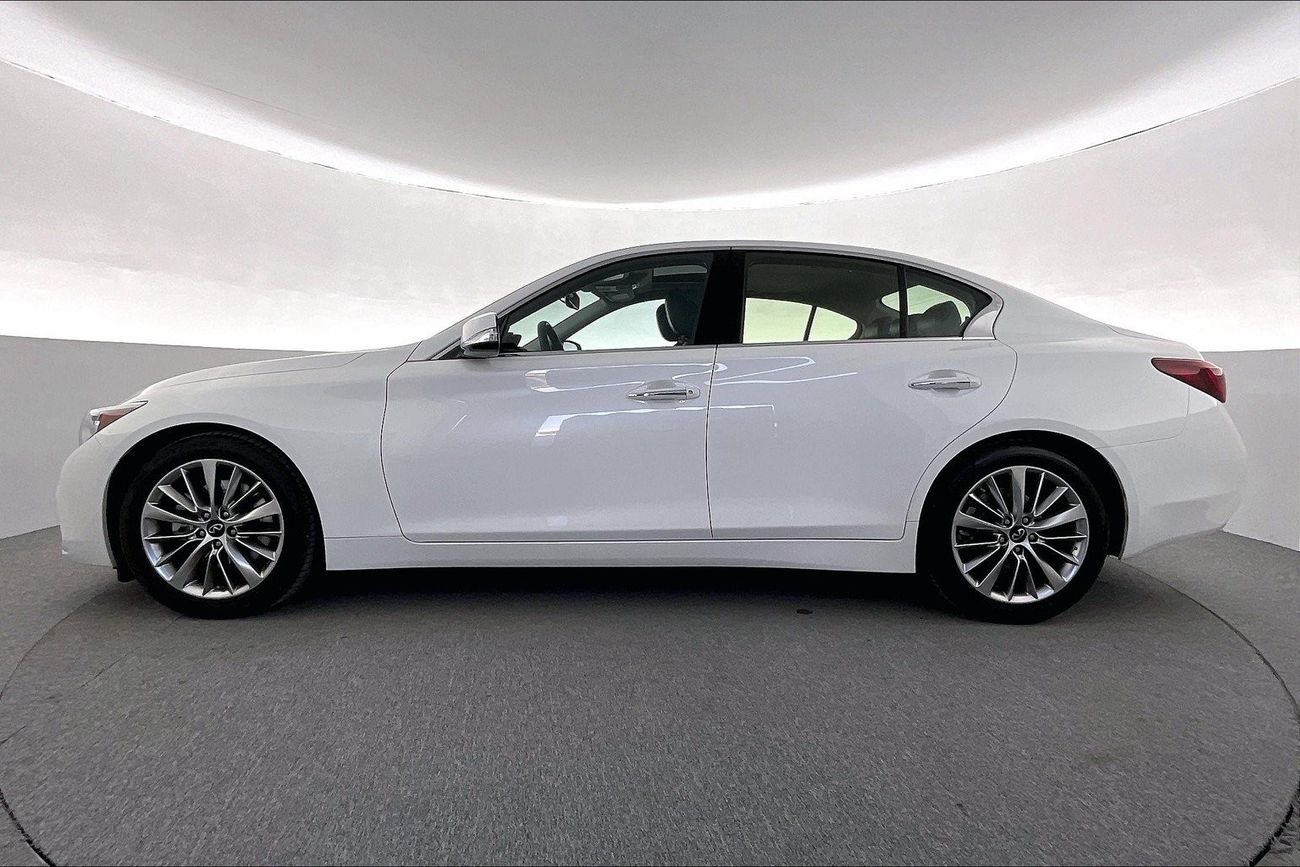Infiniti Q50 Premium / Luxe | Guaranteed Warranty | 0 Down Payment