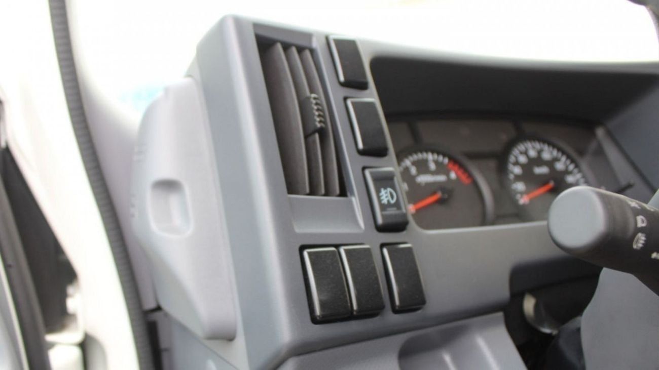 إيسوزو NPR ISUZU NPR 4570 CC TRUCK CAB CHASSIS 4X2 DIESEL MANUAL TRANSMISSION 2024 (EXPORT ONLY)