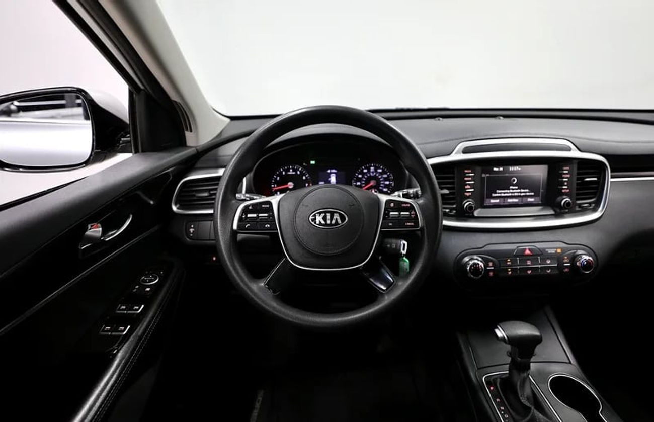 كيا سورينتو | 7 Seater | 675 Montly | Free Insurance + Registration Ref#G622637