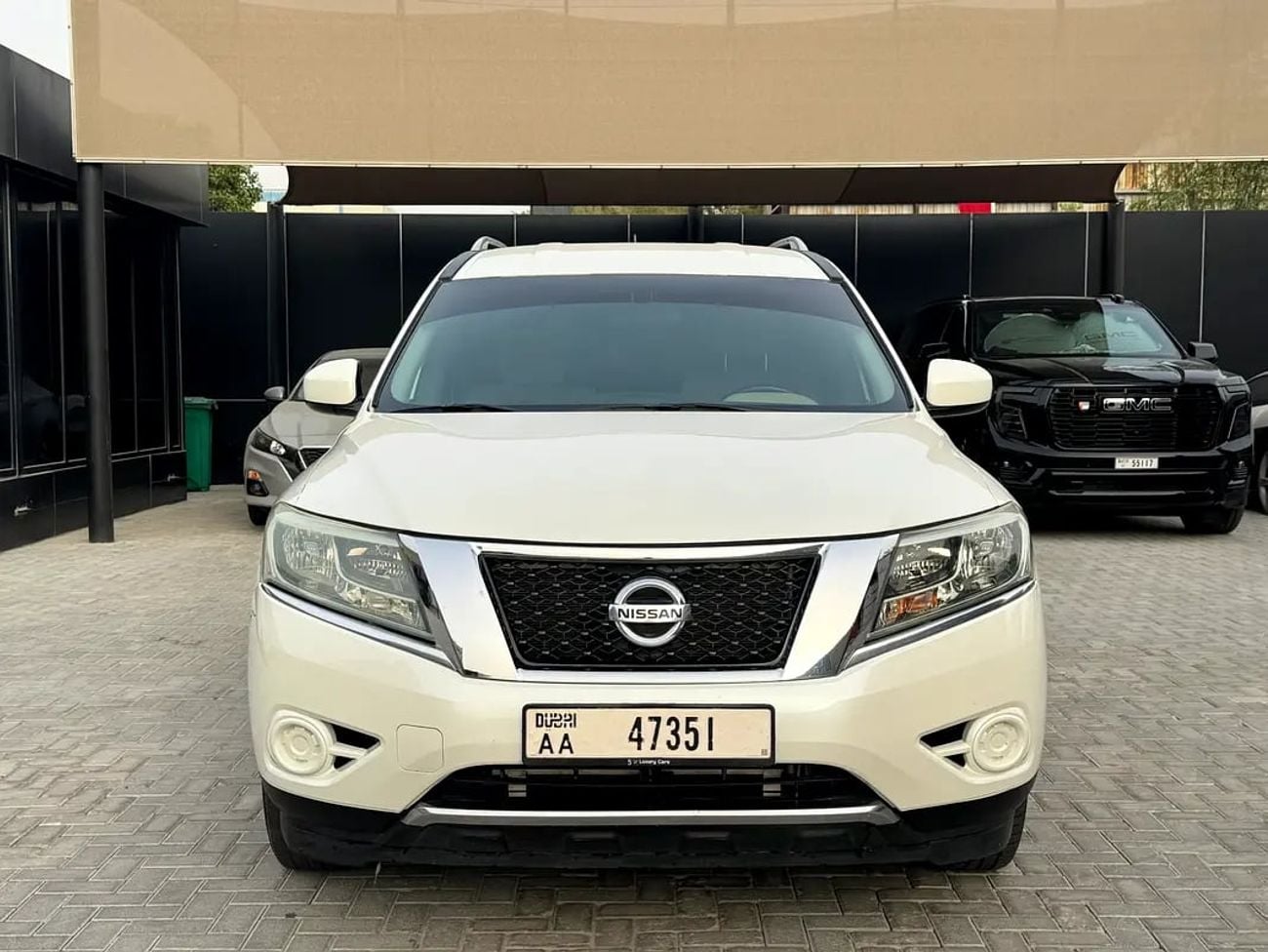 نيسان باثفايندر SV Platinum