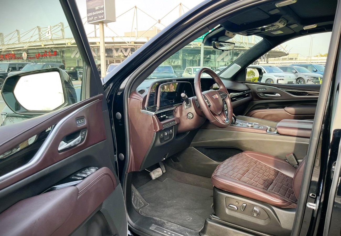 Cadillac Escalade Sport Platinum 6.2L AWD