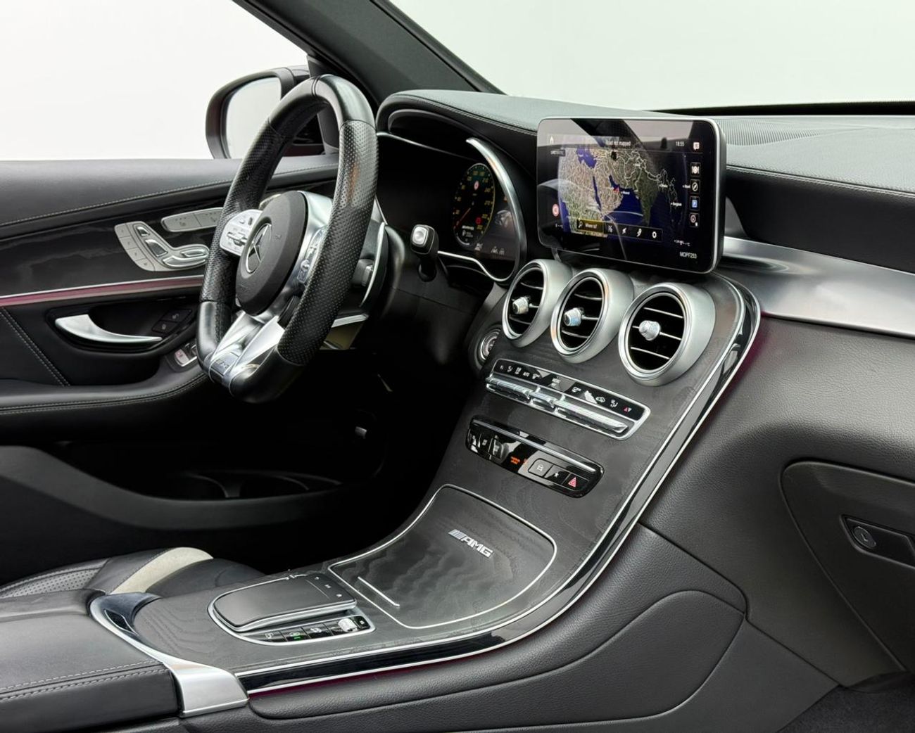 Mercedes-Benz GLC 63 S AMG 4MATIC+ 4.0L 2021 Mercedes-AMG GLC 63 S ,Warranty ,Service History ,Japanese Spec