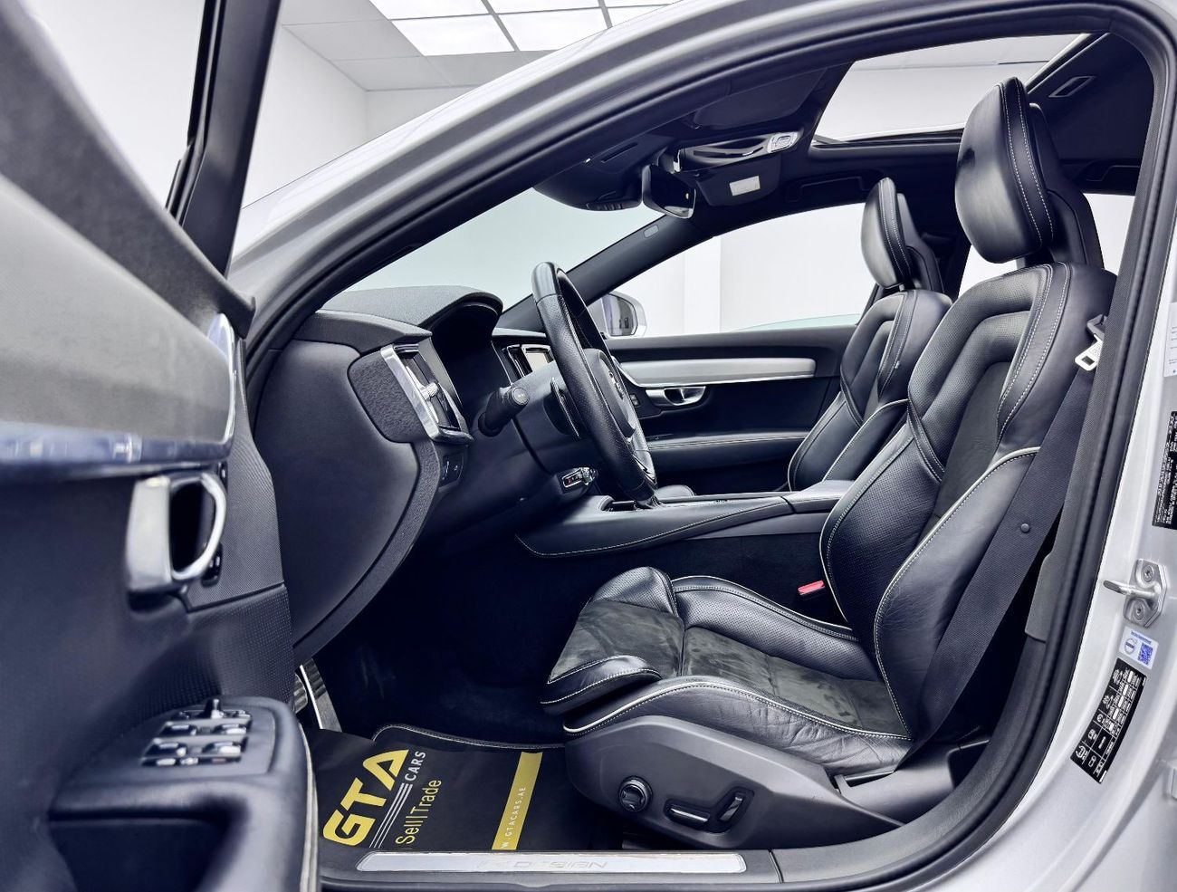 Volvo S90 R Design 2.0L 2018 Volvo S90 T6 R-Design, Warranty, Full Volvo Service History, Excellent Condition,