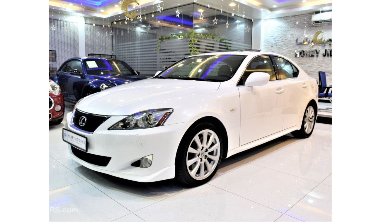 Lexus IS300 ( ONLY 87000 KM & With SERVICE HISTORY ) Amazing Lexus IS 300 2008 Model!! in White Color! GCC Specs