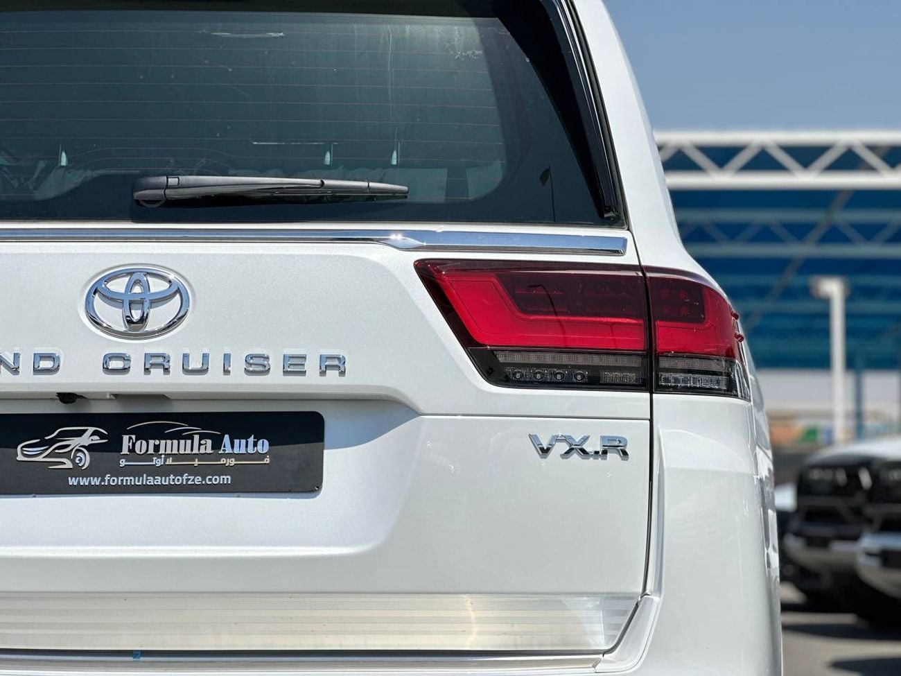 Toyota Land Cruiser VXR 3.5L PTR A/T // 2026 // Full Option with Radar , 360 Camera , Head up Display , Memory & Heating