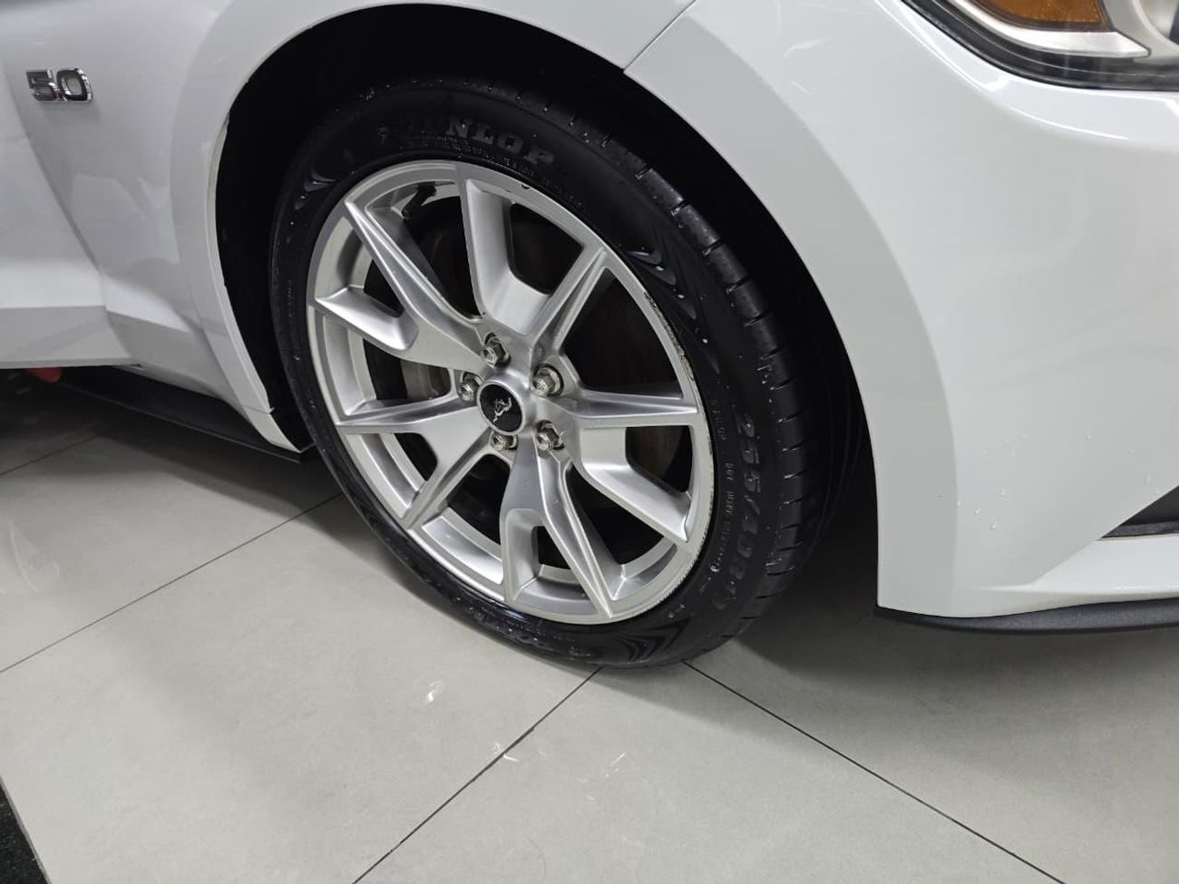 Ford Mustang GT Premium 5.0L V8