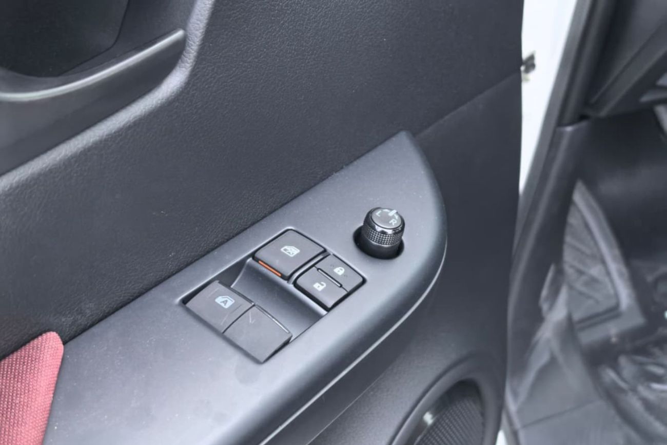 تويوتا هيلوكس TOYOTA HILUX 2.7L PETROL SINGLE CABIN 4WD 2 DOORS 2026