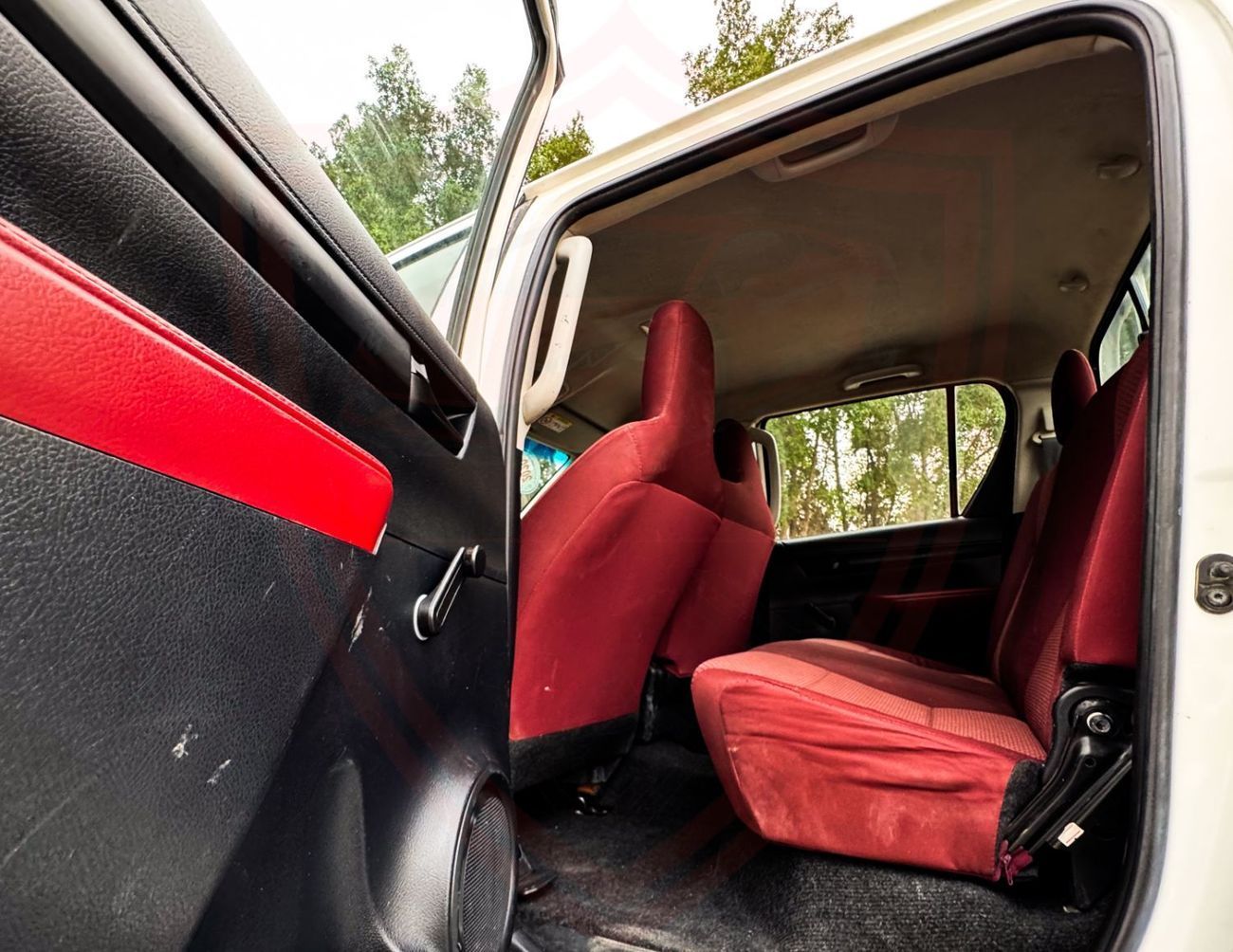 Toyota Hilux GLX 2.7L Double Cab Utility M/T Toyota Hilux | 2.7 L | 2020 | GCC | Accident-Free | In Excellent Con