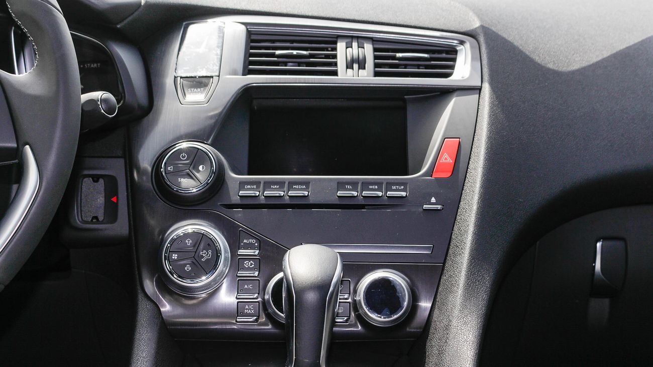 DS Automobiles DS5 New Shape