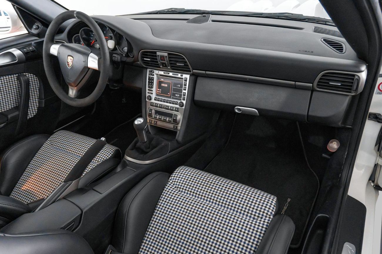 Porsche 911 2007 Porsche 997 Carrera 4 Dakar /  Manual / Full Modifications