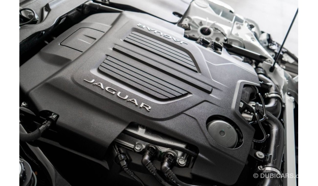 جاكوار F Type 2021 Jaguar F-Type R P575 Convertible  AWD / 5.0L V8 Supercharged 575BHP