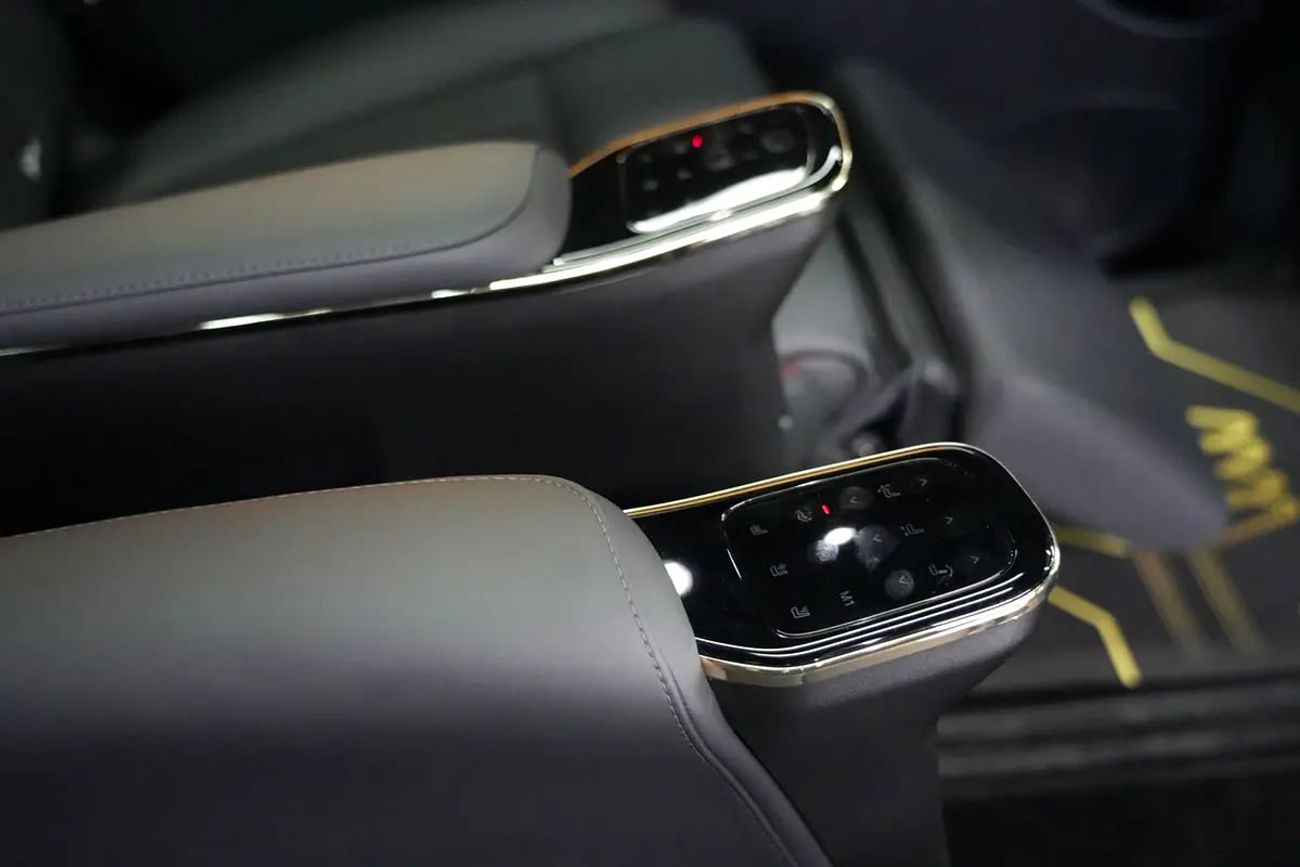 جي إي سي M8 GX Master | GCC 0km | 5 Years Agency Warranty