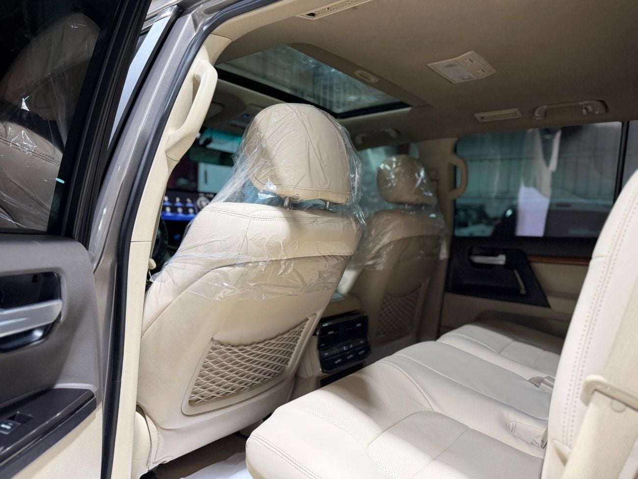 Toyota Land Cruiser GXR+ 4.0L