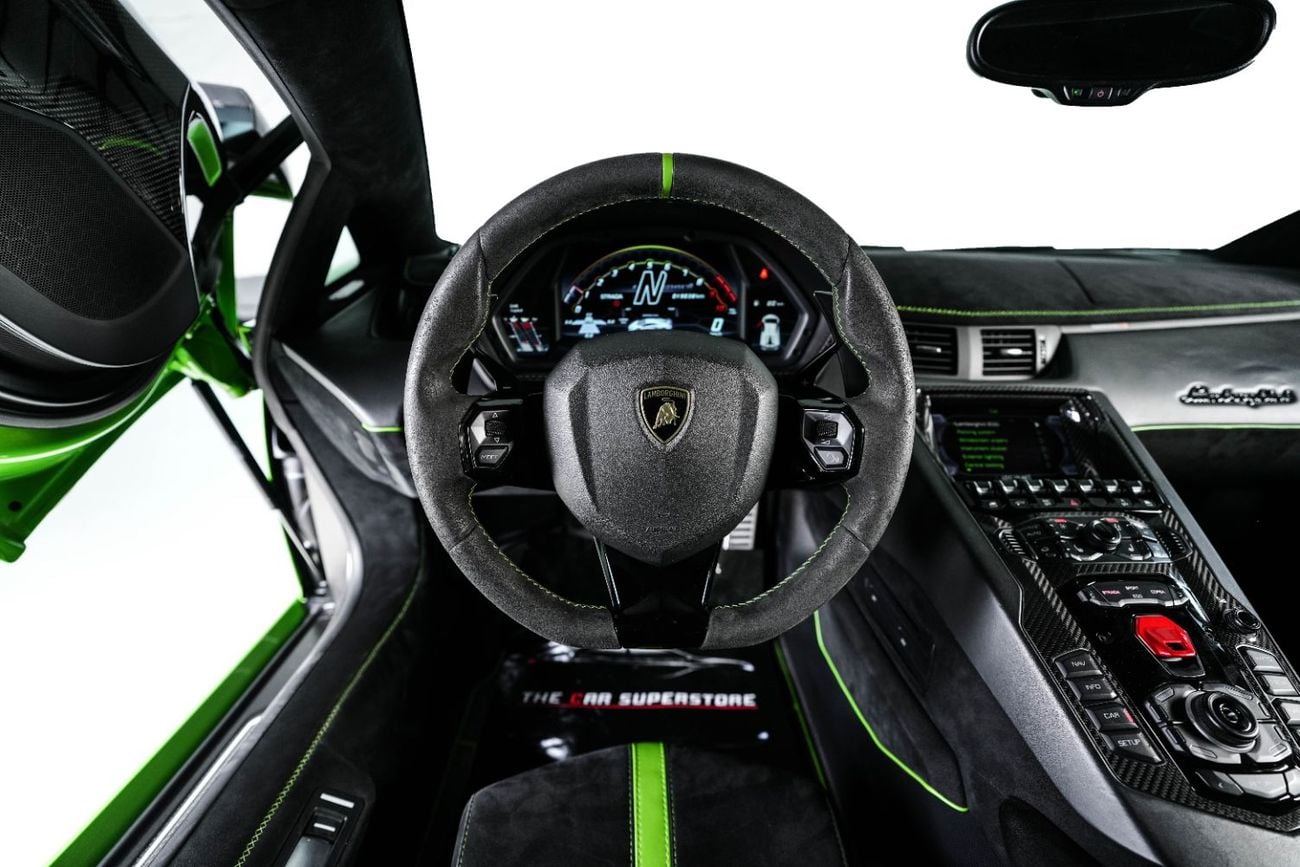Lamborghini Aventador SVJ 1 OF 900-Naturally Aspirated V12-Full Carbon Fiber-Verde Mantis
